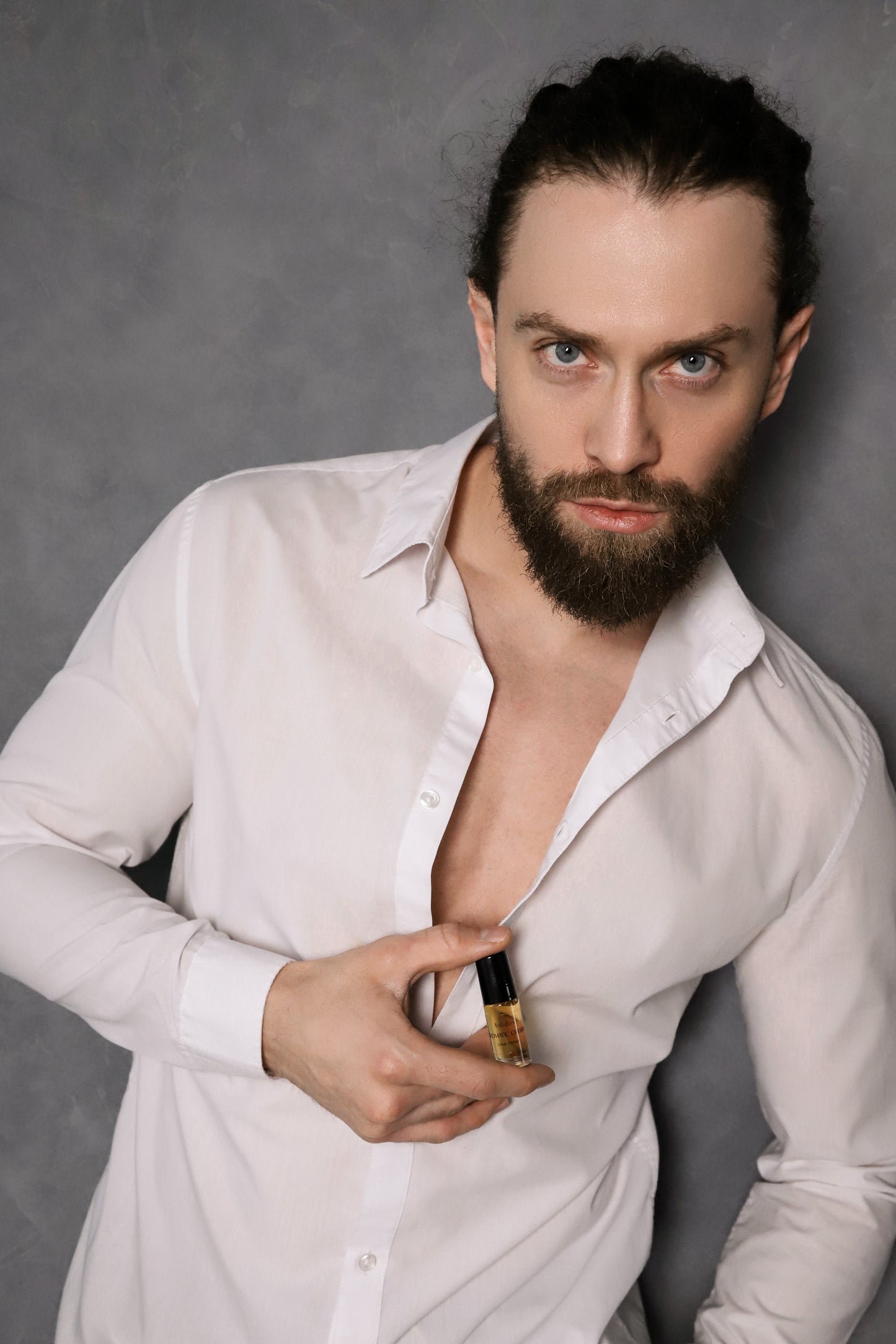 
                  
                    GENTLEMAN'S ELIXIR PERFUME OIL
                  
                